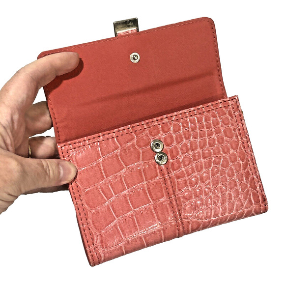 Liz Claiborne Light Pink Wallet Mock Croc Trifold Snap Flap Style Fashion Purse - Picture 6 of 9